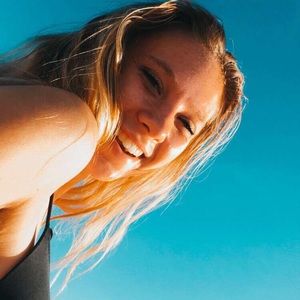 Meet your Posher, Zoe